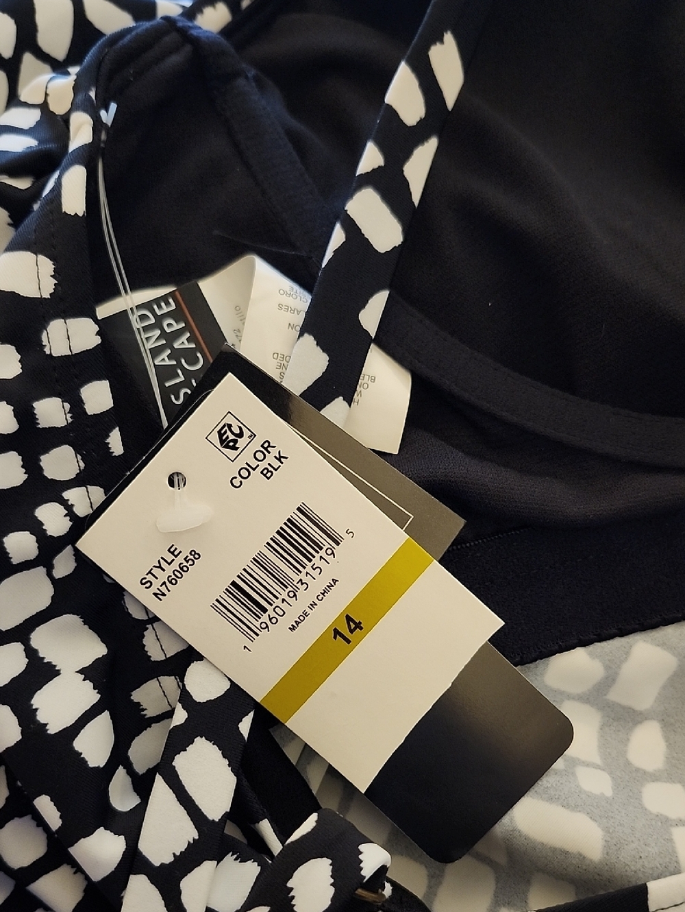 NWT Island Escape Cape Town Printed Black & White Full Coverage Tankini 14 - Picture 3 of 4